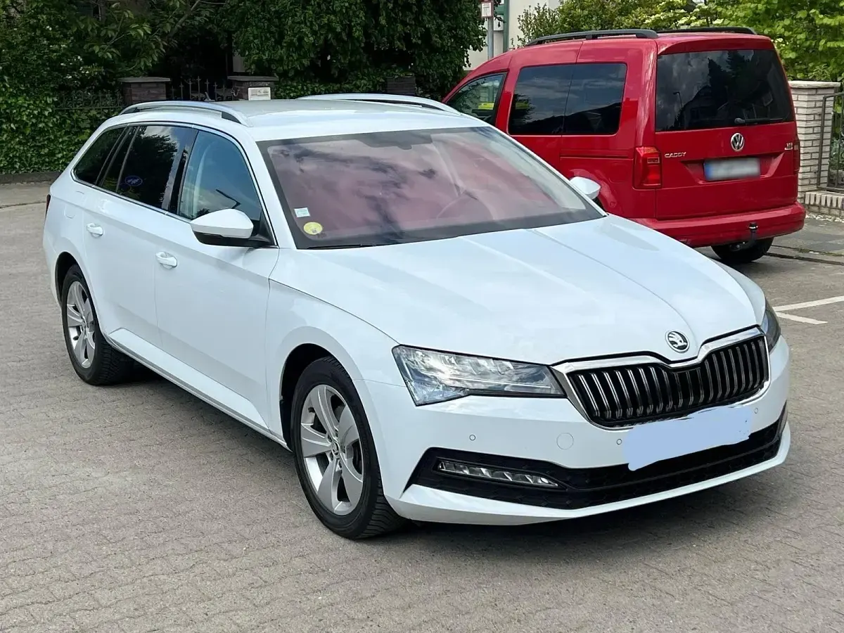 Usata Skoda Superb 190 CV (139 kW) 2022 Bianco Station wagon
