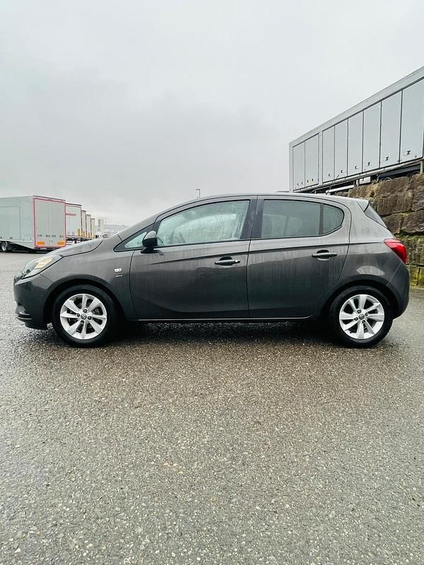 Gebraucht Opel Corsa drive 90 PS (66 kW) 2016 Grau Kleinwagen
