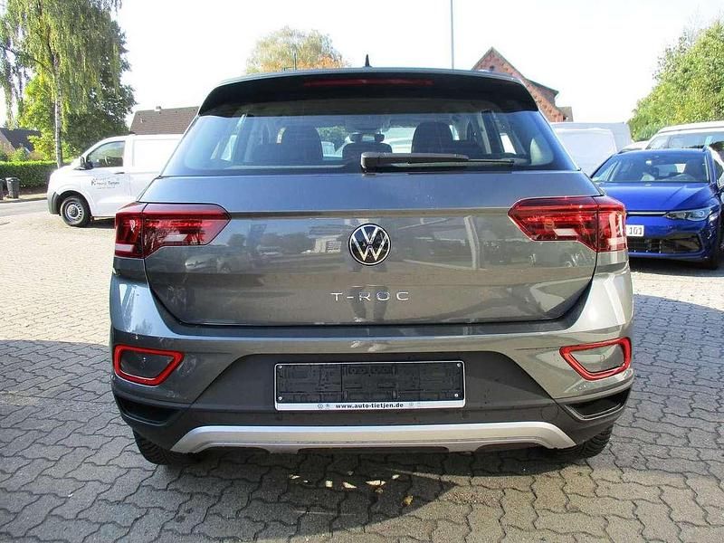 Gebraucht VW T-Roc Life 150 PS (110 kW) 2025 Indiumgrau SUV