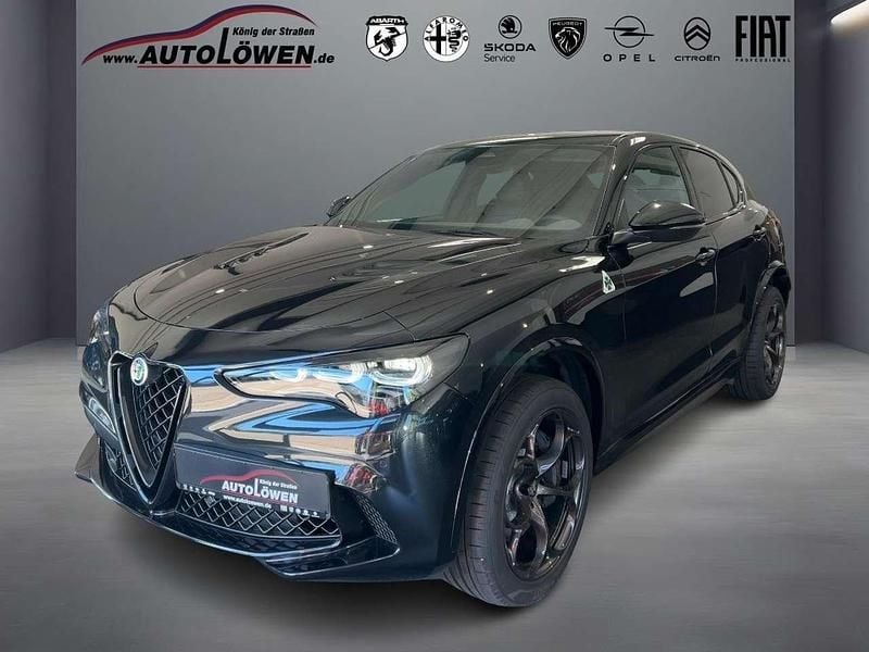 Nero vulcano, metallic Neu 2025 Alfa Romeo Stelvio SUV | 89.890 € (Guter Preis) - Bild 1/4