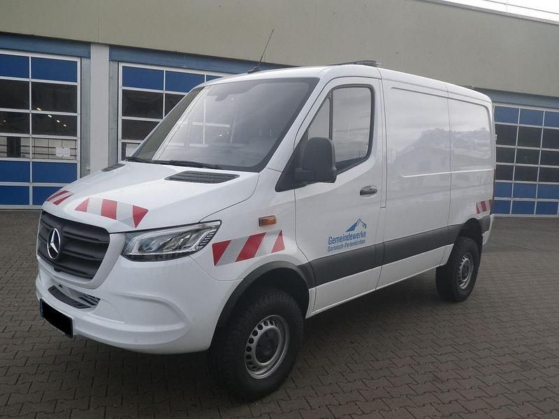 Gebraucht Mercedes Sprinter 170 PS (125 kW) 2023 Weiß Van