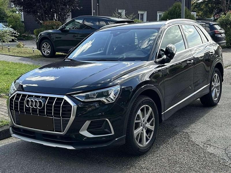 Schwarz Gebraucht 2019 Audi Q3 Advanced SUV | 26.900 € (Guter Preis) - Bild 1/4
