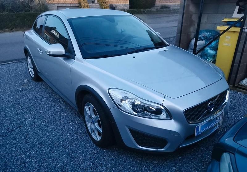 Gebraucht Volvo C30 116 PS (85 kW) 2012 Silber Kleinwagen