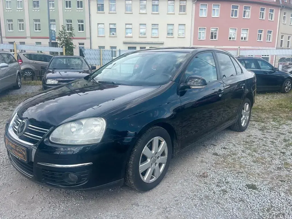 Gebraucht VW Jetta United 105 PS (77 kW) 2008 Schwarz Limousine