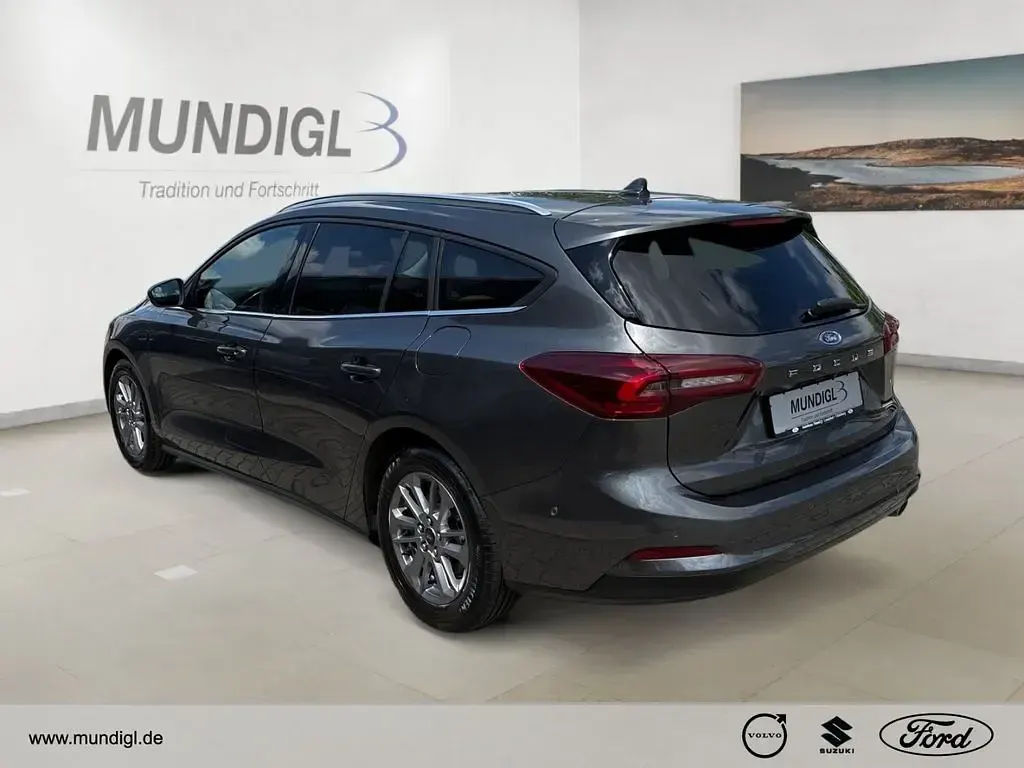 Używany Ford Focus Titanium 116 KM (85 kW) 2025 Szary Kombi