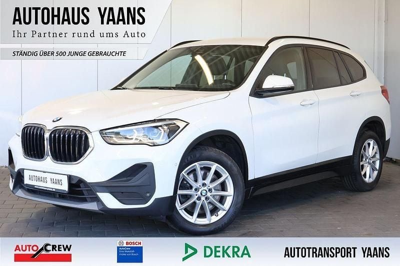 Weiß Gebraucht 2022 BMW X1 Advantage SUV | 24.989 € (Fairer Preis) - Bild 1/4