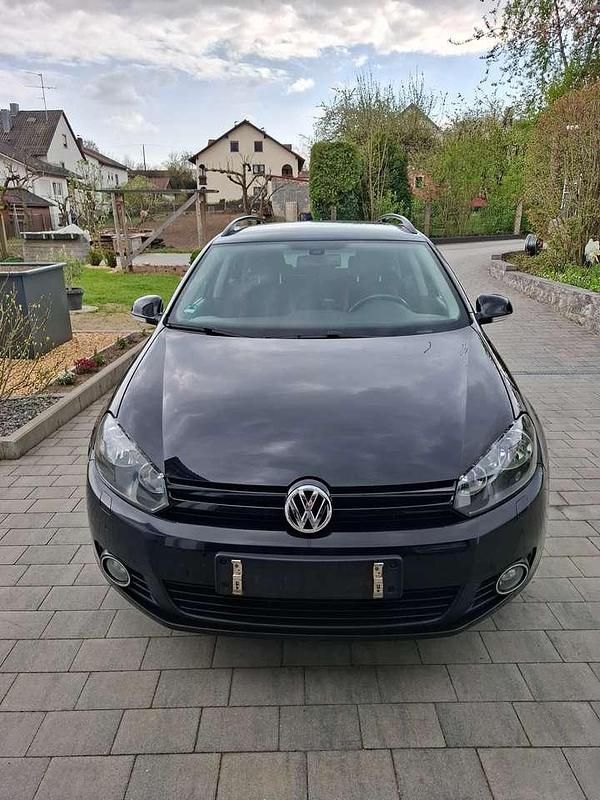 Second-hand VW Golf VII Match 140 CP (102 kW) 2012 Negru Break
