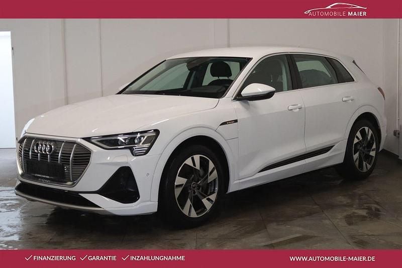 Gebraucht Audi e-tron S-Line 230 kW (313 PS) 2022 Gletscherweiã metallic SUV