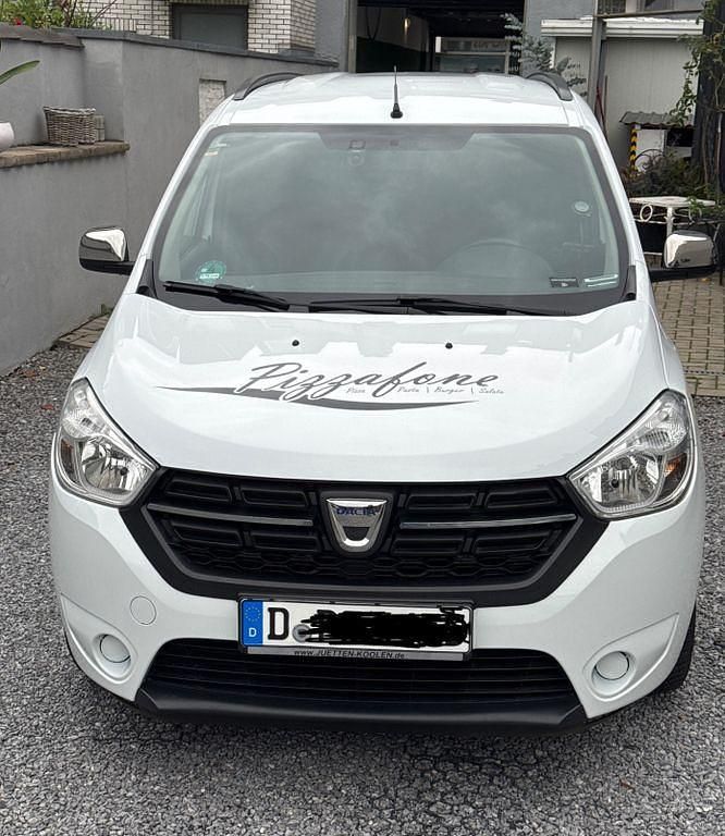 Weiß Gebraucht 2019 Dacia Lodgy Van / Kleinbus | 9.850 € (Guter Preis) - Bild 1/4