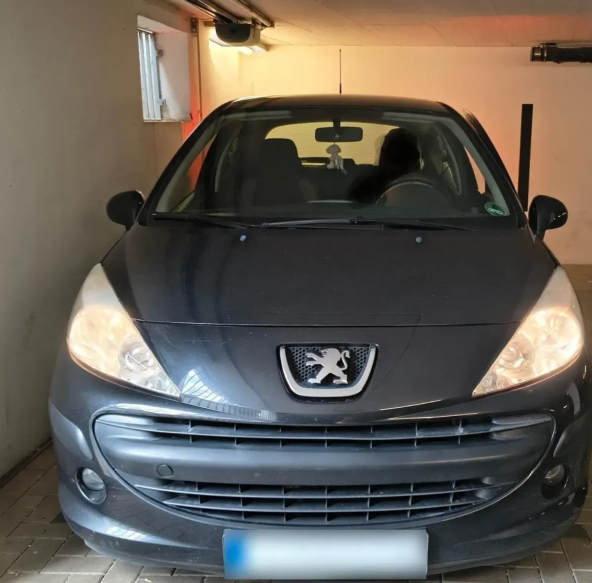 Gebraucht Peugeot 207 Tendance 88 PS (64 kW) 2006 Schwarz Kleinwagen