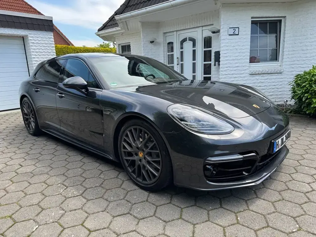 Gebraucht Porsche Panamera 4S 441 PS (324 kW) 2017 Grau Kleinwagen