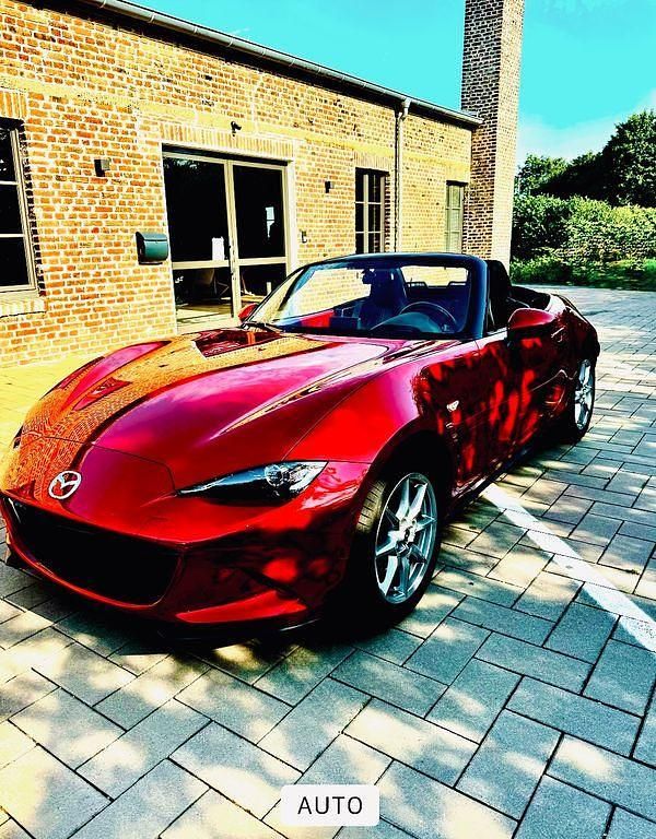 Rot Gebraucht 2016 Mazda MX5 Center-Line Cabrio | 14.300 € (Guter Preis) - Bild 1/4