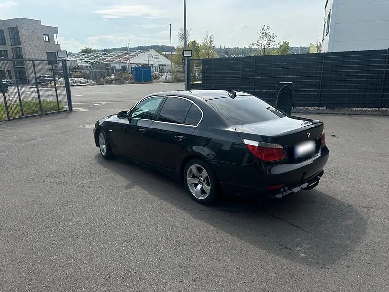 Brugt BMW 525 177 HK (130 kW) 2005 Sort Sedan