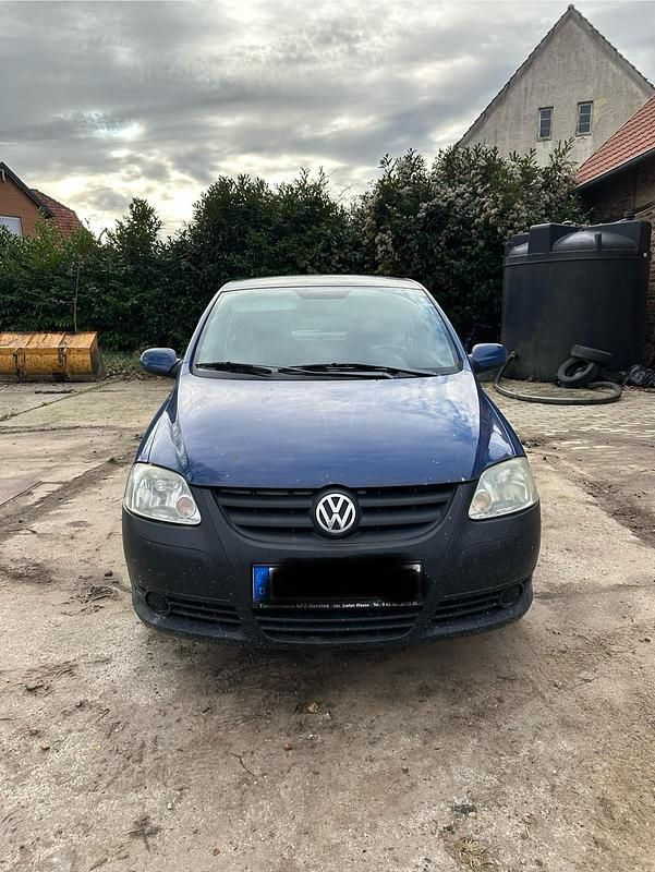 Blau Gebraucht 2005 VW Fox Kleinwagen | 550 € (Guter Preis) - Bild 1/4