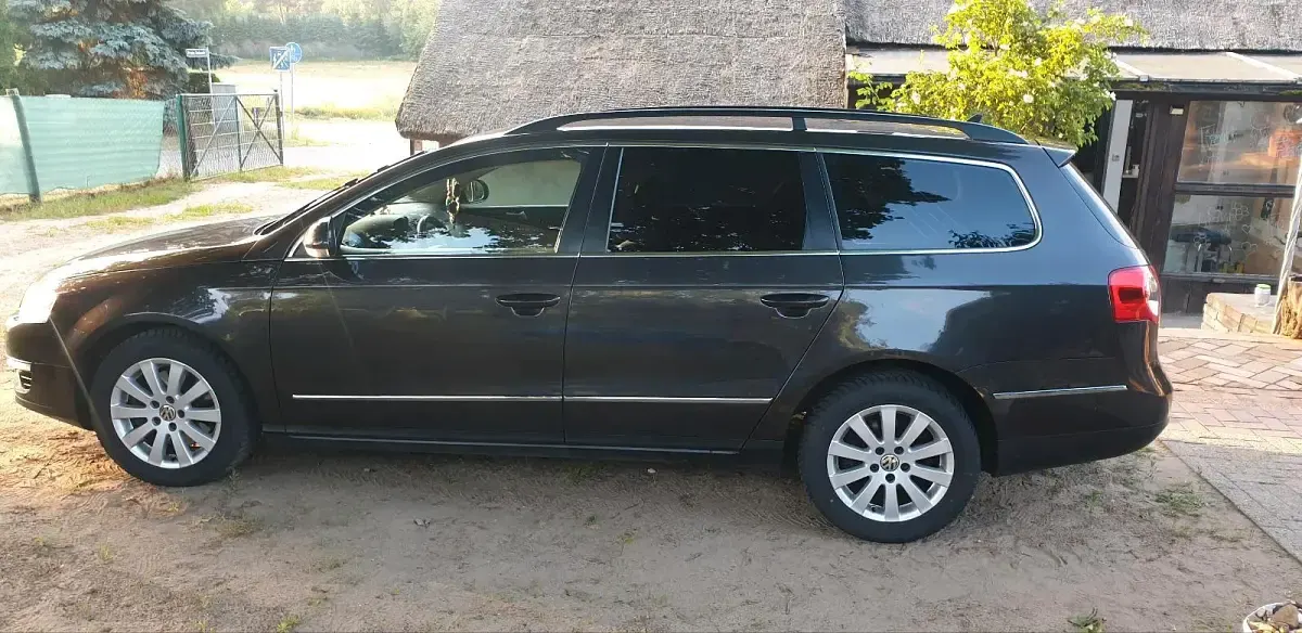 Gebraucht VW Passat 140 PS (102 kW) 2010 Andere farben Kombi
