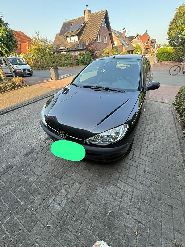Schwarz Gebraucht 2006 Peugeot 206 Kleinwagen | 1.750 € (Fairer Preis) - Bild 1/4