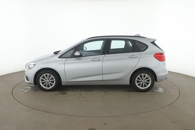 Gebraucht BMW 218 Active Tourer Basis 150 PS (110 kW) 2016 Silber Van / Kleinbus
