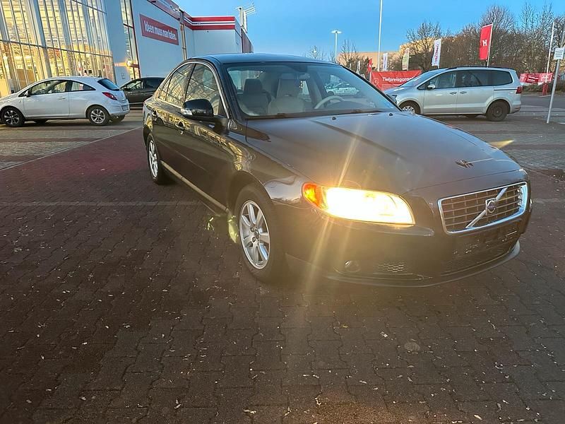 Gebraucht Volvo S80 150 PS (110 kW) 2010 Schwarz Limousine
