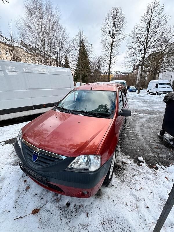 Rot Gebraucht 2008 Dacia Logan Kombi | 1.800 € (Fairer Preis) - Bild 1/4
