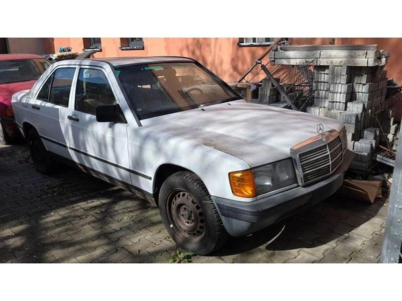 Gebraucht Mercedes 190 105 PS (77 kW) 1985 Arcticweiss Limousine