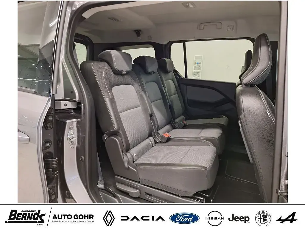 Gebraucht Renault Kangoo Techno 131 PS (96 kW) 2025 Stahlgrau metallic (kng) Kombi