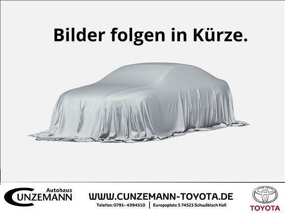 Schneeweiß Gebraucht 2022 Toyota Corolla Basis | 18.770 € (Superpreis) - Bild 1/2
