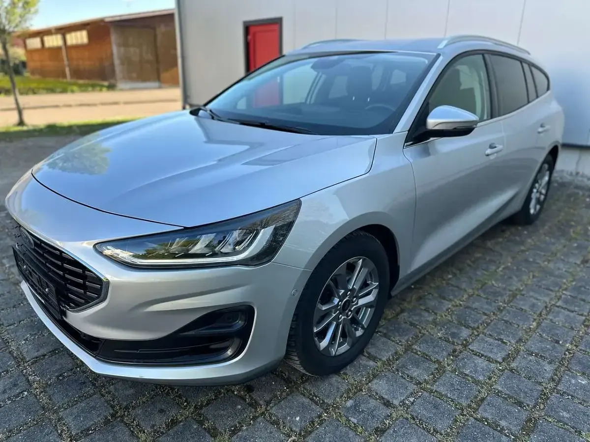 Usata Ford Focus Titanium X 116 CV (85 kW) 2023 Argento Station wagon