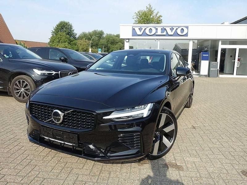 Onyx black Gebraucht 2024 Volvo S60 Ultimate Limousine | 39.900 € (Guter Preis) - Bild 1/4