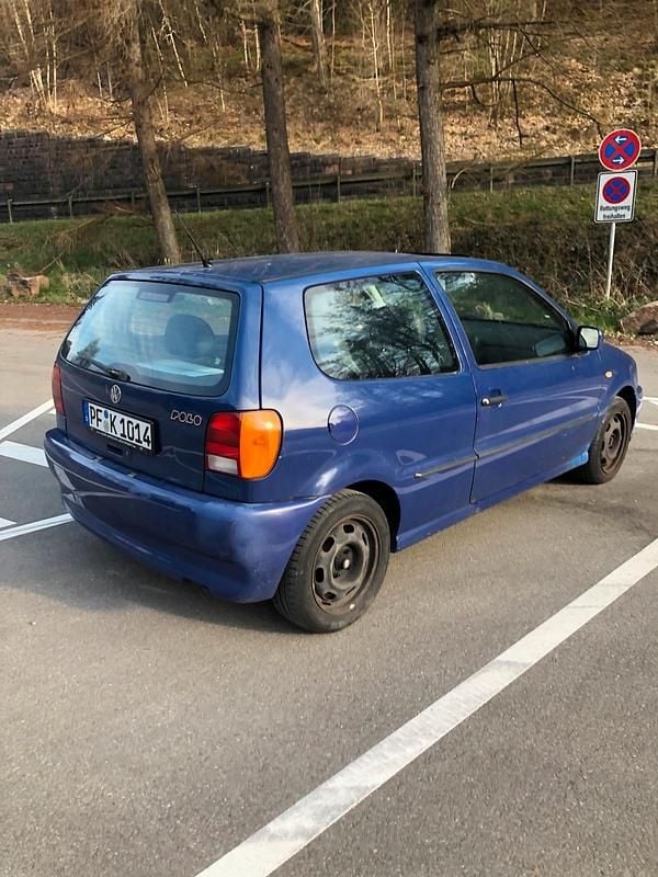 Usata VW Polo 60 CV (44 kW) 1997 Blu Utilitaria