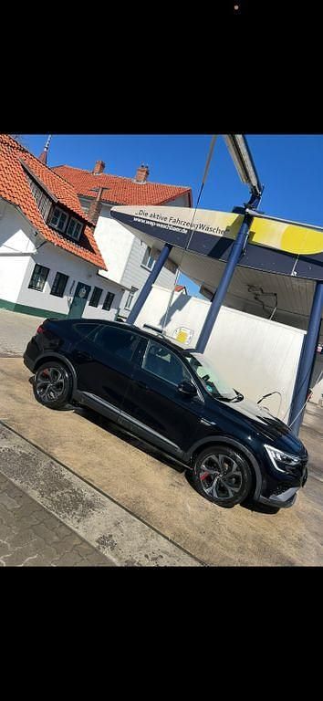 Schwarz Gebraucht 2021 Renault Arkana RS Line SUV | 19.000 € (Etwas zu teuer) - Bild 1/4