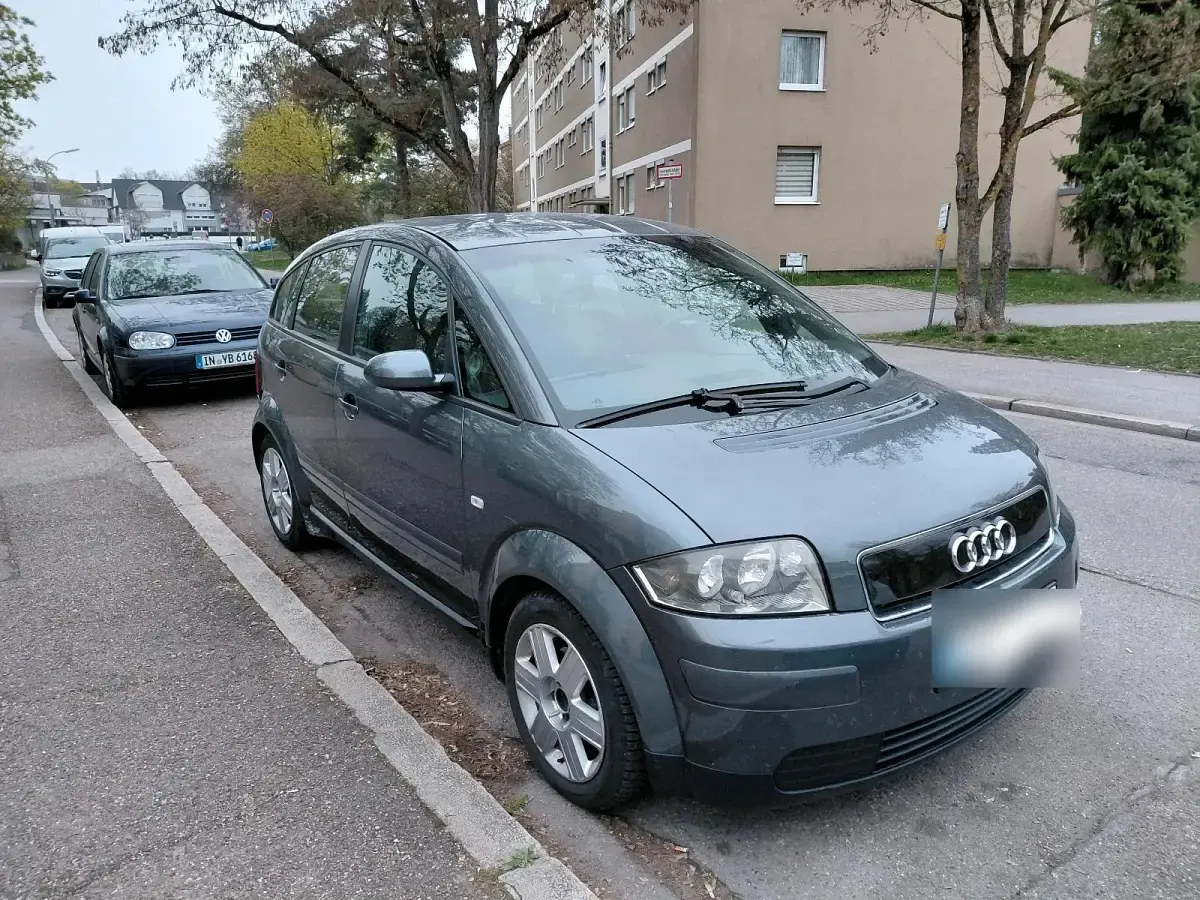 Gebraucht Audi A2 75 PS (55 kW) 2001 Grau Kleinwagen