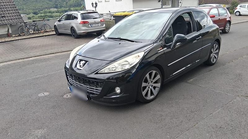 Gebraucht Peugeot 207 156 PS (114 kW) 2010 Schwarz Kleinwagen