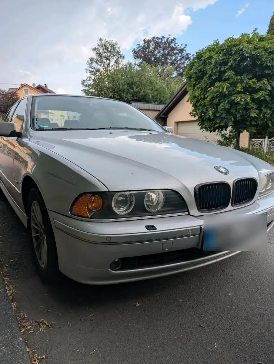 Gebraucht BMW 520 170 PS (125 kW) 2001 Grau Limousine