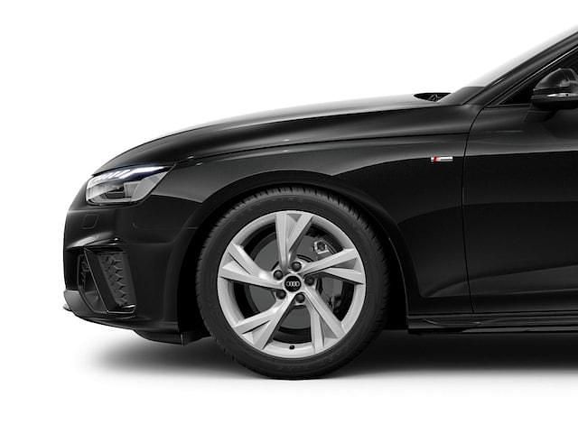 Gebraucht Audi A4 S-Line 204 PS (150 kW) 2024 Mythosschwarz metallic (metallic) Kombi