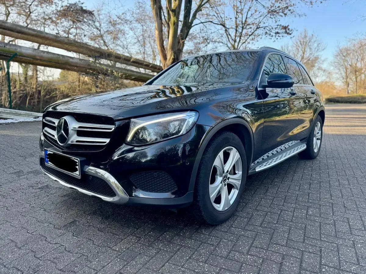 Gebraucht Mercedes GLC220 170 PS (125 kW) 2017 Schwarz SUV