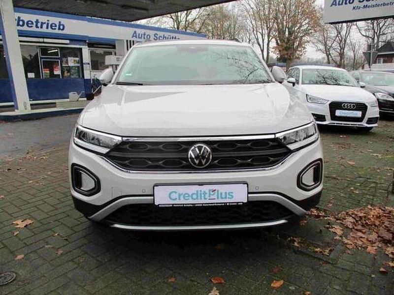 Grau Gebraucht 2025 VW T-Roc Life SUV | 22.990 € (Etwas zu teuer) - Bild 1/4