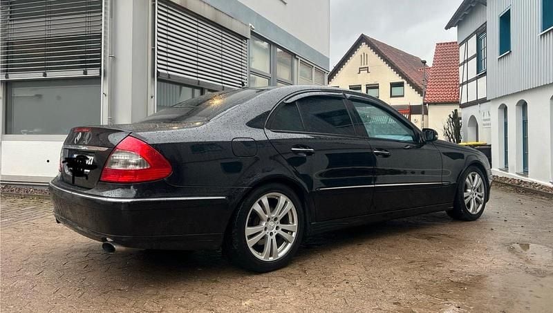Gebraucht Mercedes 280 190 PS (139 kW) 2008 Schwarz Limousine