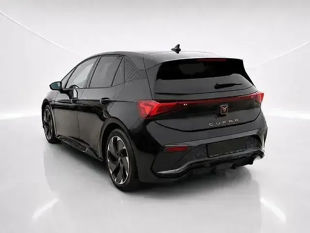 Gebraucht Cupra Born e-Boost 169 kW (231 PS) 2024 Schwarz Kleinwagen