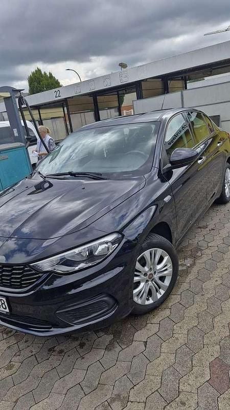 Gebraucht 2016 Fiat Tipo Easy Limousine | 7.200 € (Superpreis) - Bild 1/4