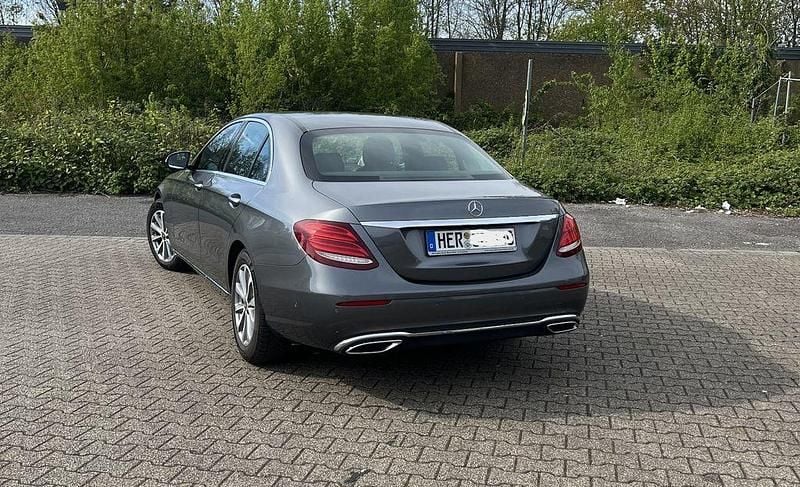 Second-hand Mercedes E350 258 CP (189 kW) 2018 Gri Berlinǎ