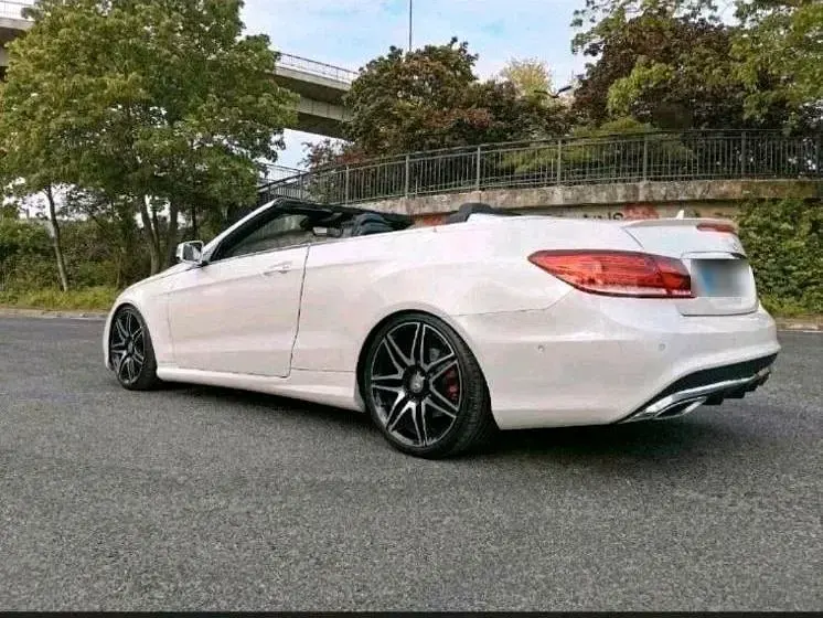 Usata Mercedes E350 252 CV (185 kW) 2014 Bianco Cabrio