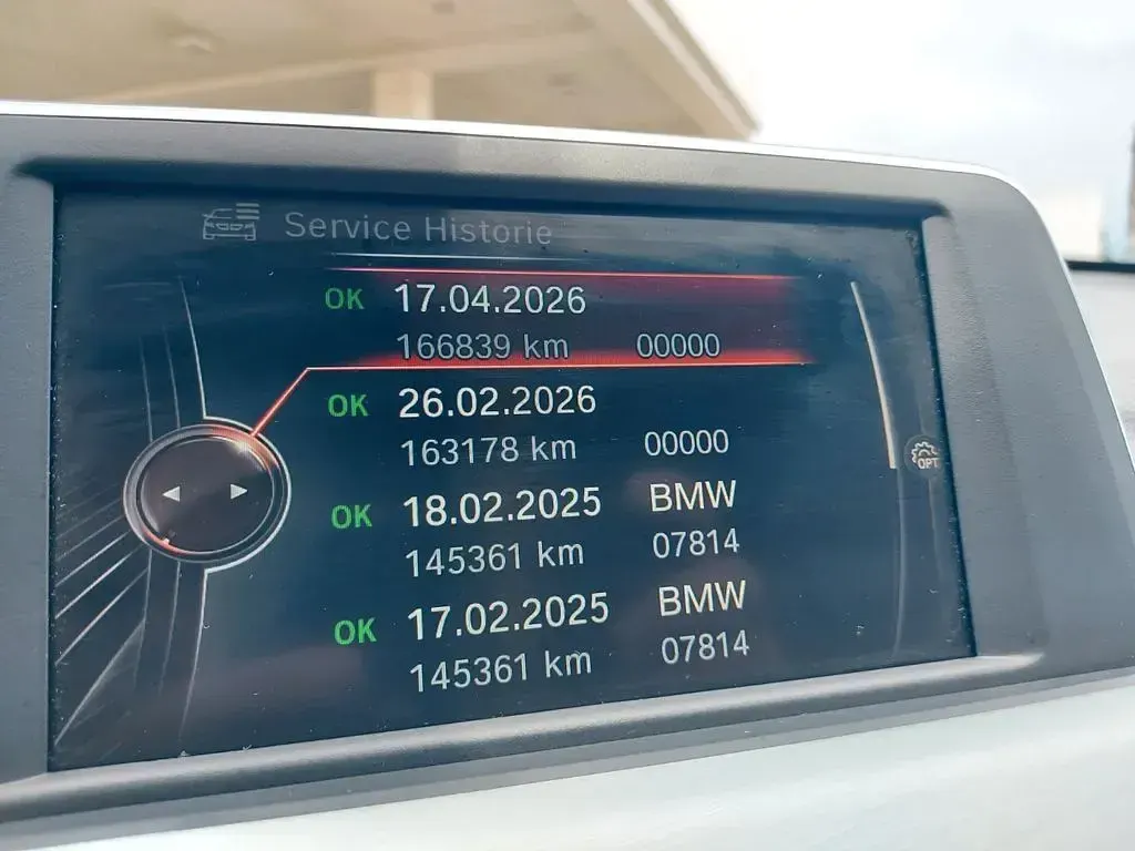 Gebraucht BMW X1 Sport Line 192 PS (141 kW) 2017 Silber SUV