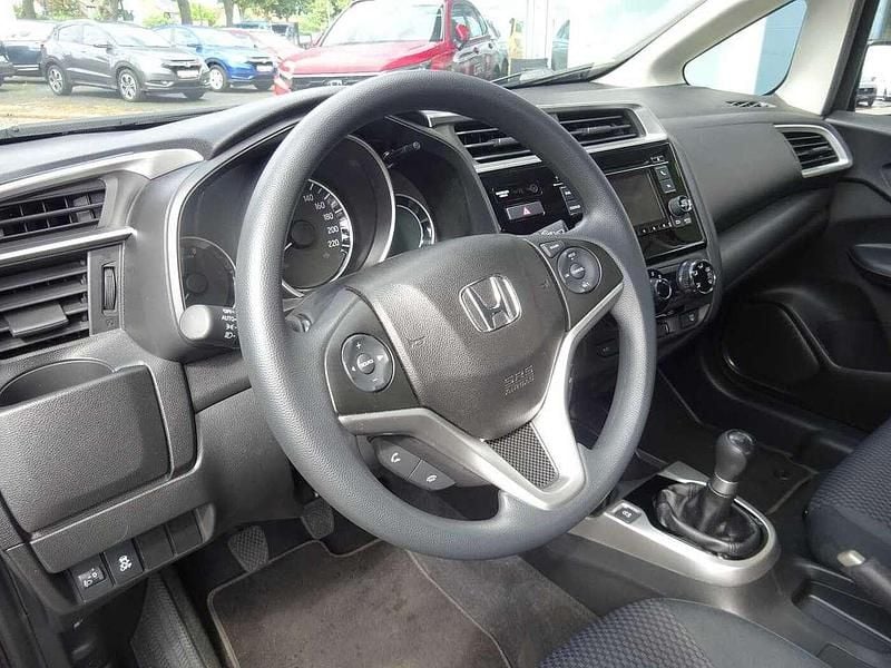 Gebraucht Honda Jazz Trend 102 PS (75 kW) 2019 Midnight blue Kleinwagen