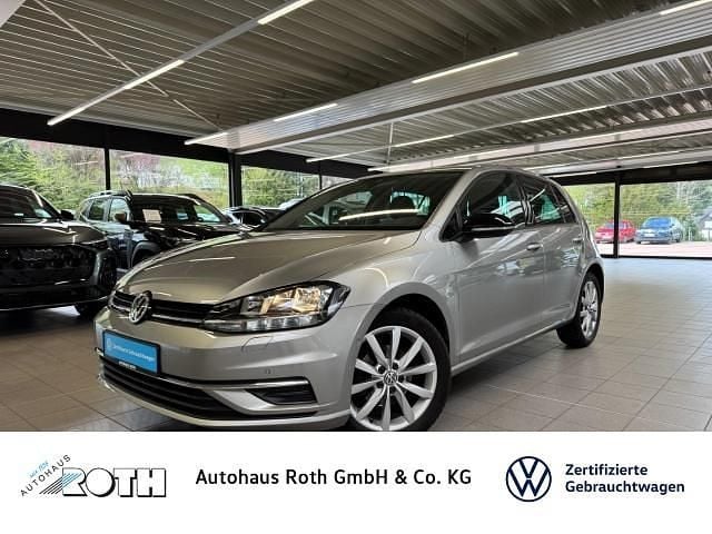 Gebraucht VW Golf VII IQ Drive 116 PS (85 kW) 2019 Limousine