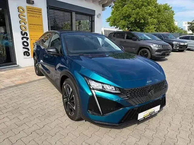 Gebraucht Peugeot 408 Allure 131 PS (96 kW) 2023 Obsession blau SUV