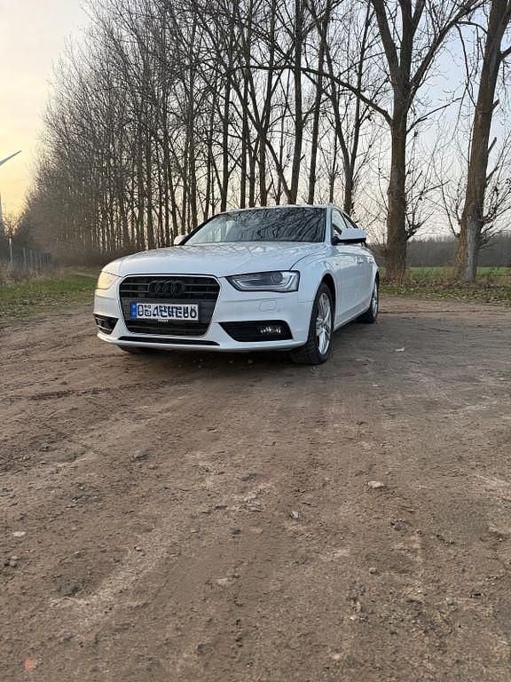 Weiß Gebraucht 2014 Audi A4 Allroad S-Line Kombi | 9.201 € (Superpreis) - Bild 1/4