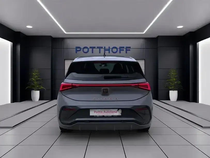 Gebraucht Cupra Born 150 kW (204 PS) 2023 Vaporgrau Kleinwagen