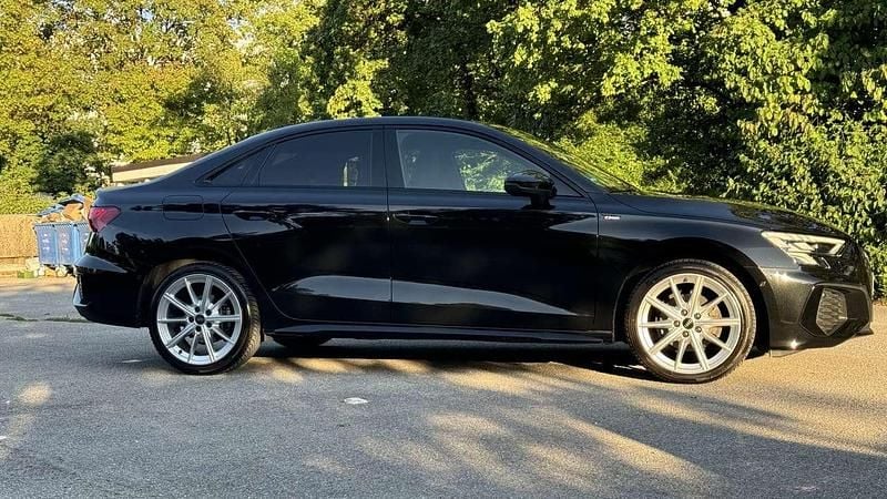 Gebraucht Audi A3 Ambiente 150 PS (110 kW) 2022 Limousine