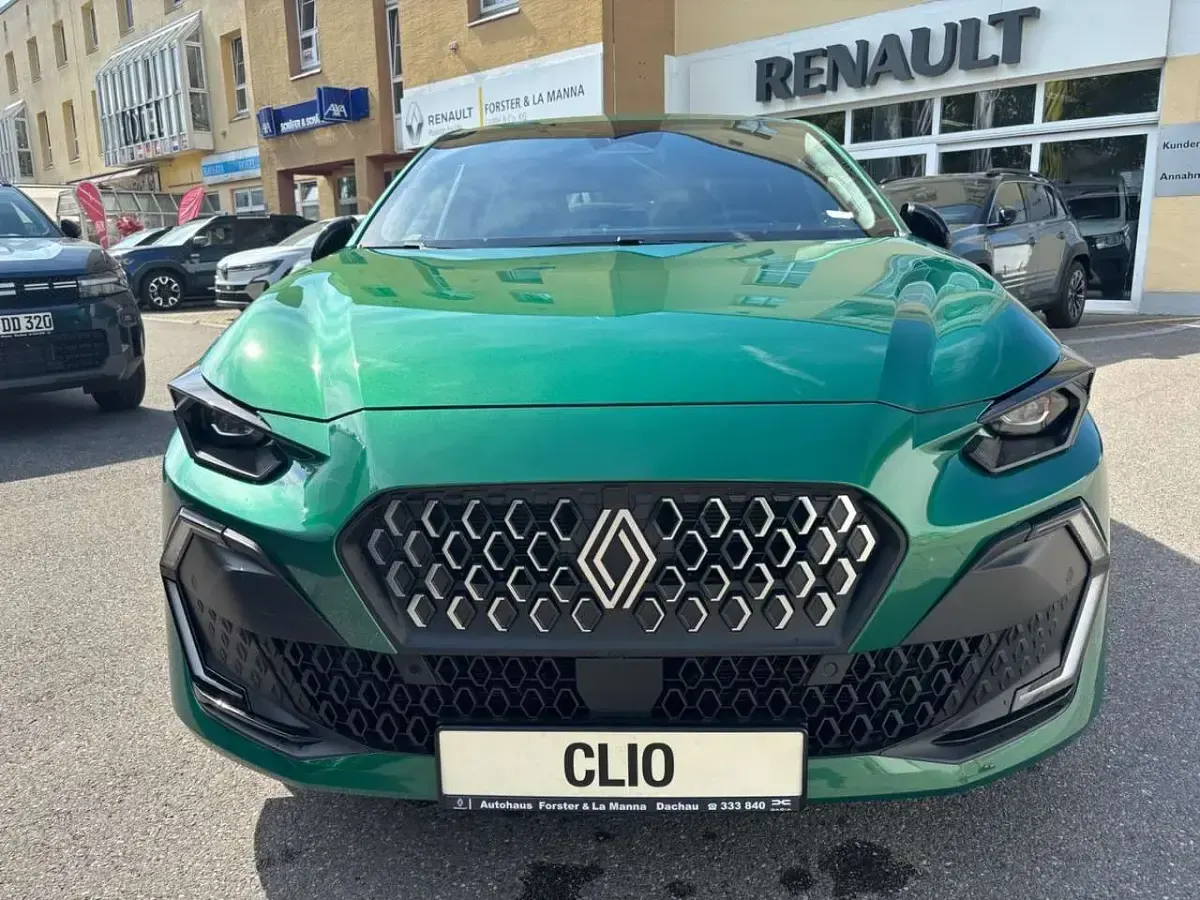 Neu Renault Clio Techno 114 PS (83 kW) 2026 Absolutgrün Kleinwagen