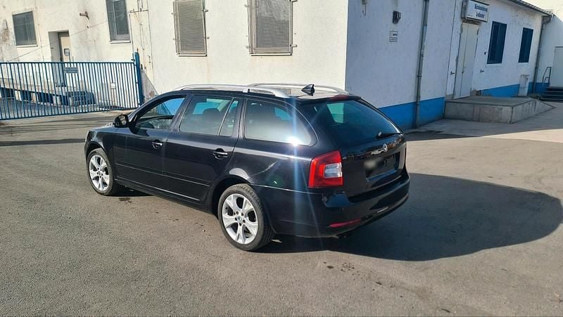 Gebraucht Skoda Octavia 150 PS (110 kW) 2010 Schwarz Kombi